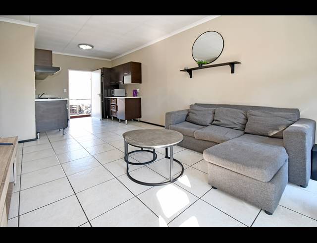 2 BEDROOM APARTMENT FOR SALE IN NOORDHANG